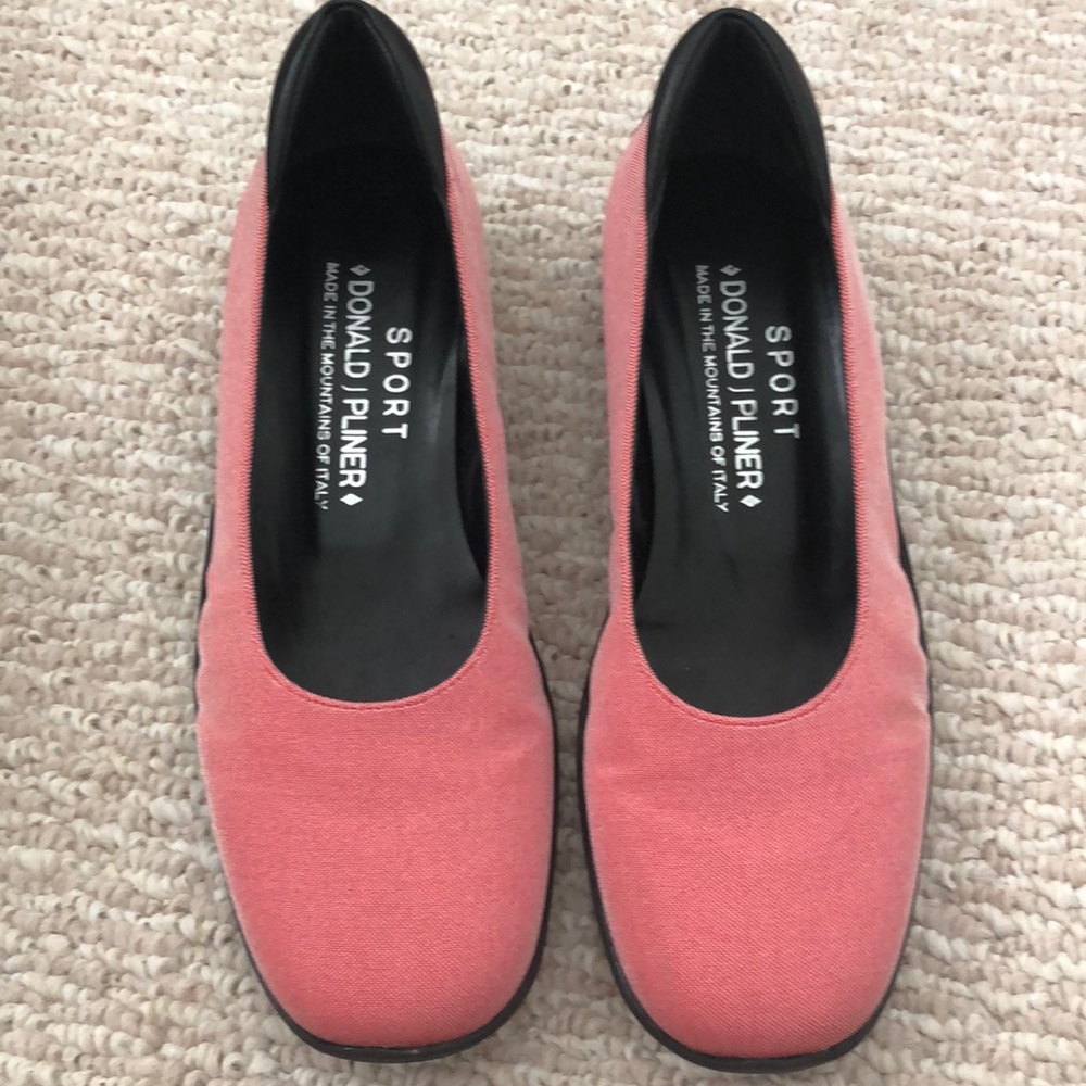 Donald J. Pliner Sport Red Walking Shoe
